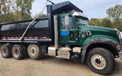 2014 Mack Granite GU713 