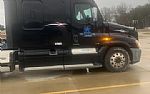 2012 Cascadia 125 Thumbnail 2