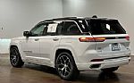 2023 Grand Cherokee Thumbnail 5