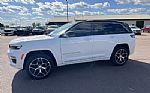 2022 Grand Cherokee Thumbnail 13