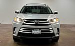 2017 Highlander Thumbnail 35