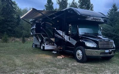 2022 Jayco Seneca 37K