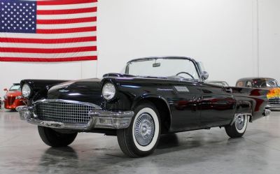 1957 Ford Thunderbird 