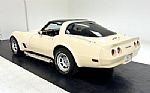 1981 Corvette Coupe Thumbnail 4