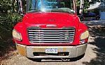 2005 Freightliner M2