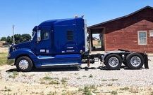 2008 Freightliner Columbia 