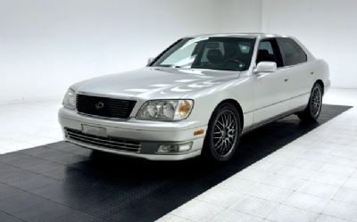 2000 Lexus LS400 Sedan 