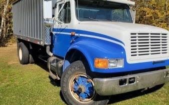 1990 International 4900 Grain Truck