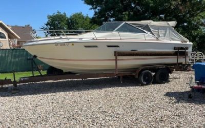 1985 SEA Ray Cuddy Cabin 