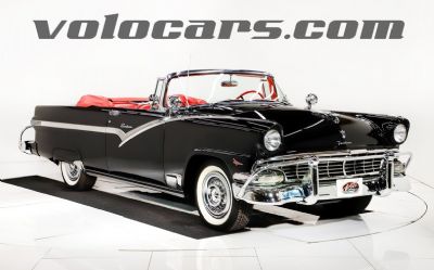 1956 Ford Fairlane Sunliner 