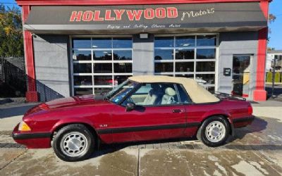 1989 Ford Mustang Convertible