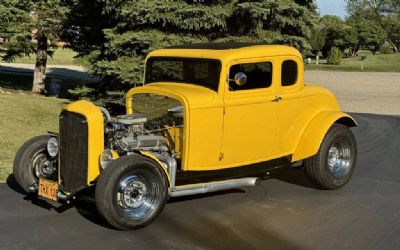 1932 Ford 5 Window Coupe