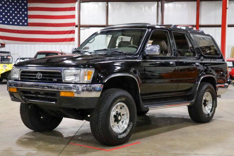 1994 4Runner SR5 Image