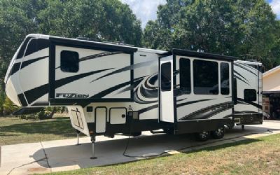 2015 Keystone Fuzion 310