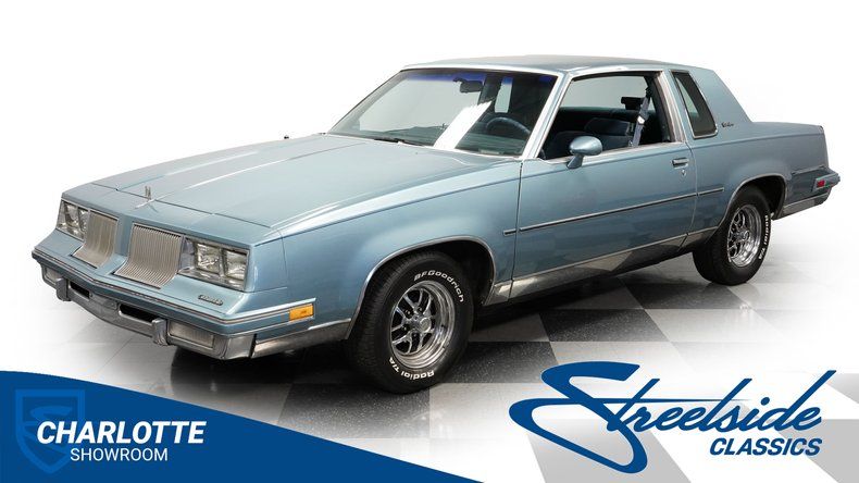 1986 Cutlass Supreme Image