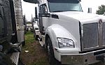 2022 T8800 Sleeper Semi Truck Thumbnail 2