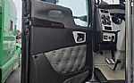 2014 T660 Thumbnail 10