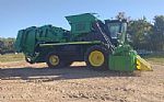 2017 John Deere CP690