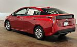 2017 Prius Thumbnail 31