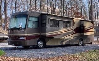 2005 Monaco® Camelot 40PBT