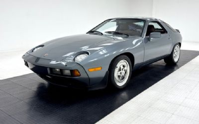 1984 Porsche 928 S Coupe 