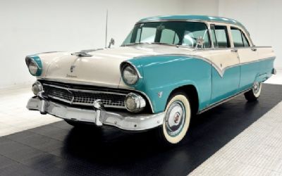 1955 Ford Fairlane Town Sedan 