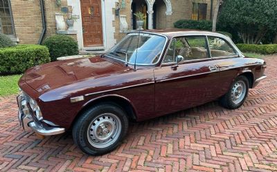 1972 Alfa Romeo GTV 2000 