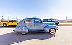 1940 Deluxe V8 Thumbnail 2
