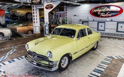 1950 Ford Custom Deluxe 