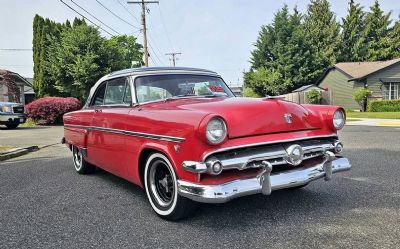 1954 Ford Crestline Skyliner 