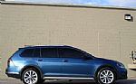 2017 Golf Alltrack Thumbnail 8