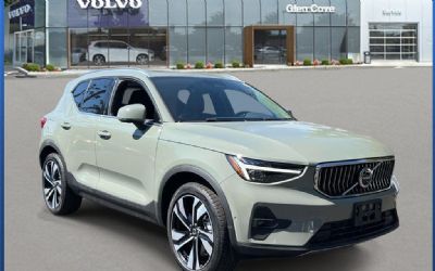 Photo of a 2025 Volvo XC40 SUV for sale
