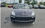 2016 Cayenne Thumbnail 25