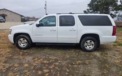 Photo of a 2014 Chevrolet Suburban LT 4X4 4DR SUV for sale