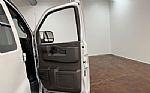 2017 Savana 2500 Thumbnail 57