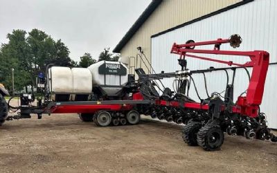 Photo of a 2020 White 9924VE Planter for sale