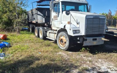 Photo of a 1994 Freightliner Dump Truck W/Swing Gate Trailer for sale