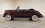 1940 Deluxe Convertible Thumbnail 9