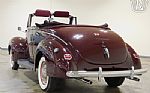 1940 Deluxe Convertible Thumbnail 15