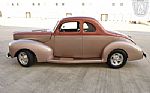 1940 Deluxe Thumbnail 4