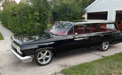 Photo of a 1962 Chevrolet Biscayne Resto Mod Station Wagon for sale