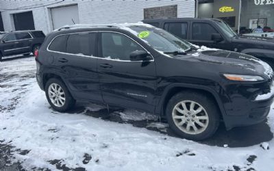 Photo of a 2014 Jeep Cherokee Limited 4X4 4DR SUV for sale