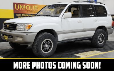 Photo of a 2000 Toyota Land Cruiser for sale