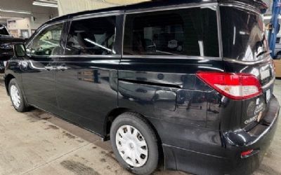 Photo of a 2015 Nissan Quest Van for sale