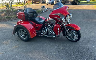 Photo of a 2010 Harley Davidson Street Glide W/ Trailer for sale