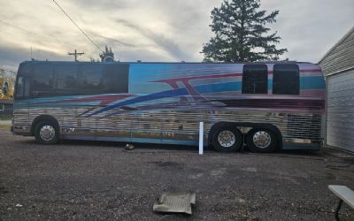Photo of a 1990 Prevost Class A Motorhome for sale