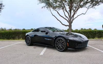Photo of a 2023 Aston Martin Vantage Coupe for sale