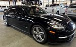 2018 Panamera Thumbnail 3