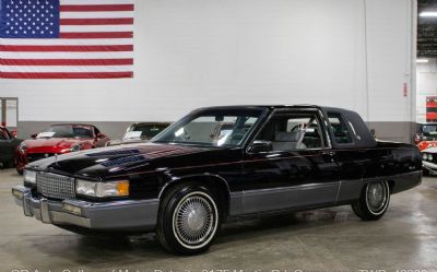 Photo of a 1990 Cadillac Fleetwood for sale