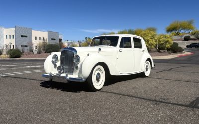 1947 Bentley Mark VI Sport Saloon